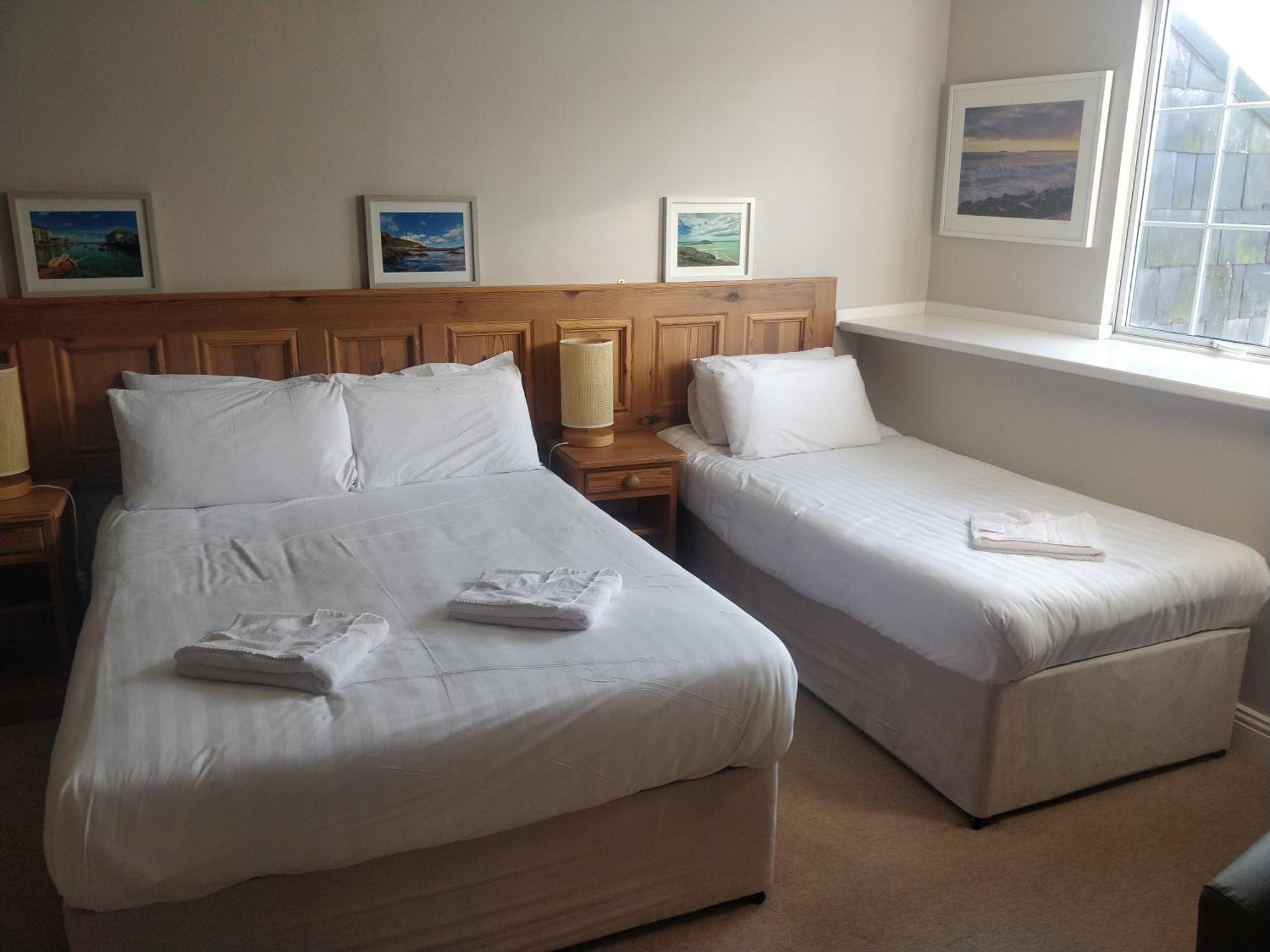 Avonmore House Guest Accommodation Youghal Exteriör bild