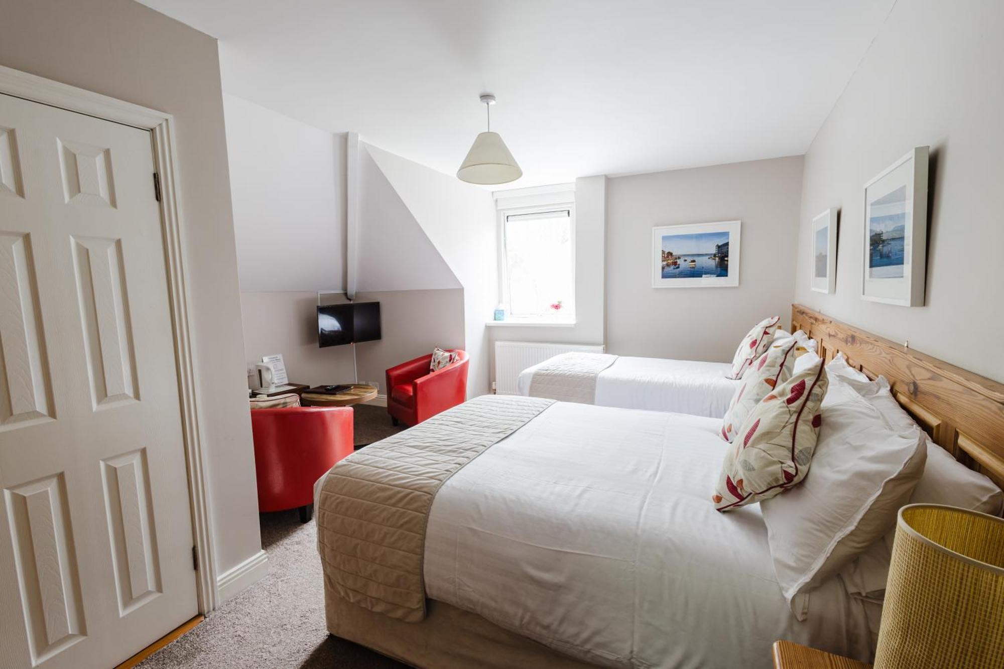 Avonmore House Guest Accommodation Youghal Exteriör bild
