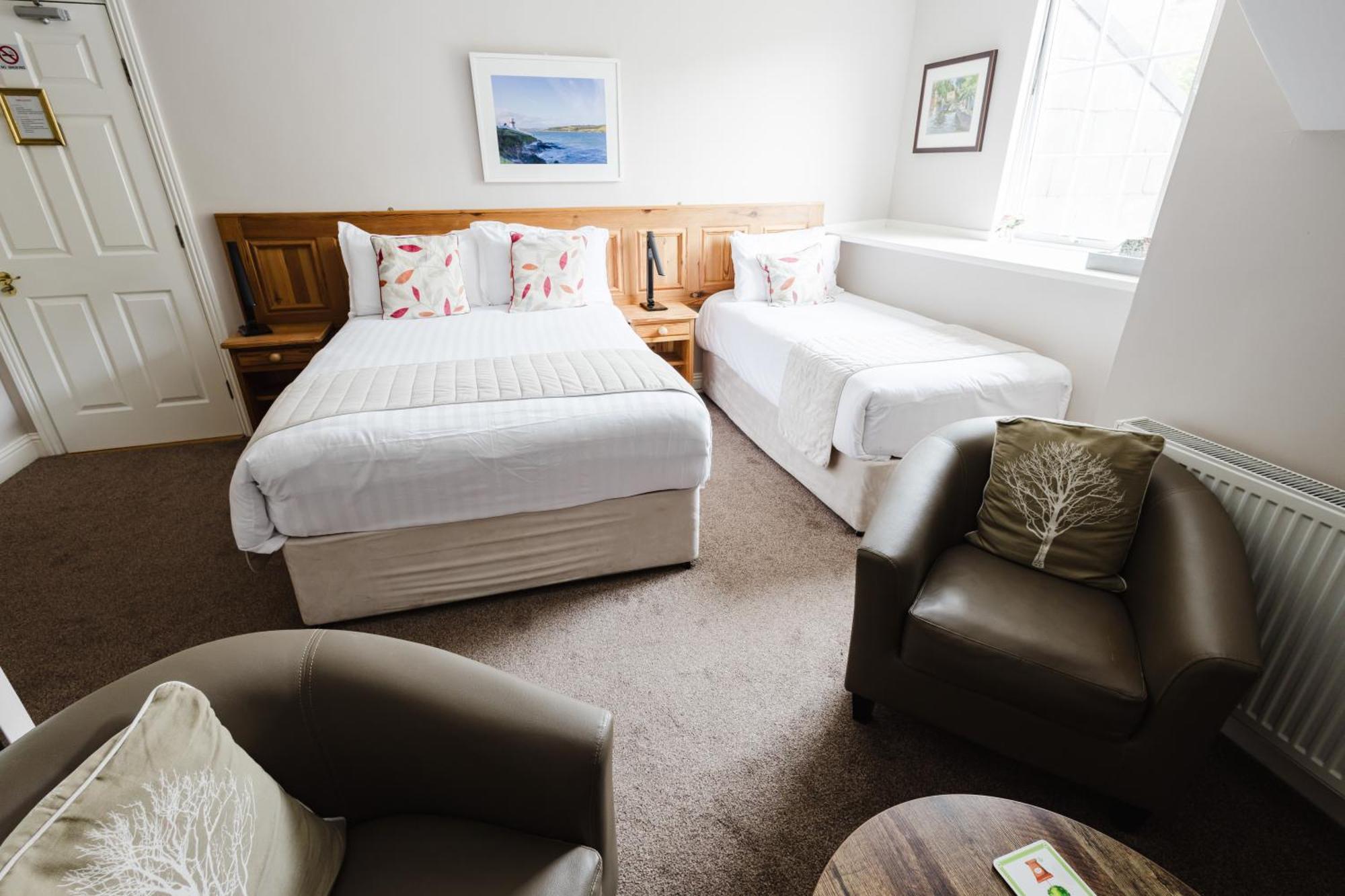Avonmore House Guest Accommodation Youghal Exteriör bild