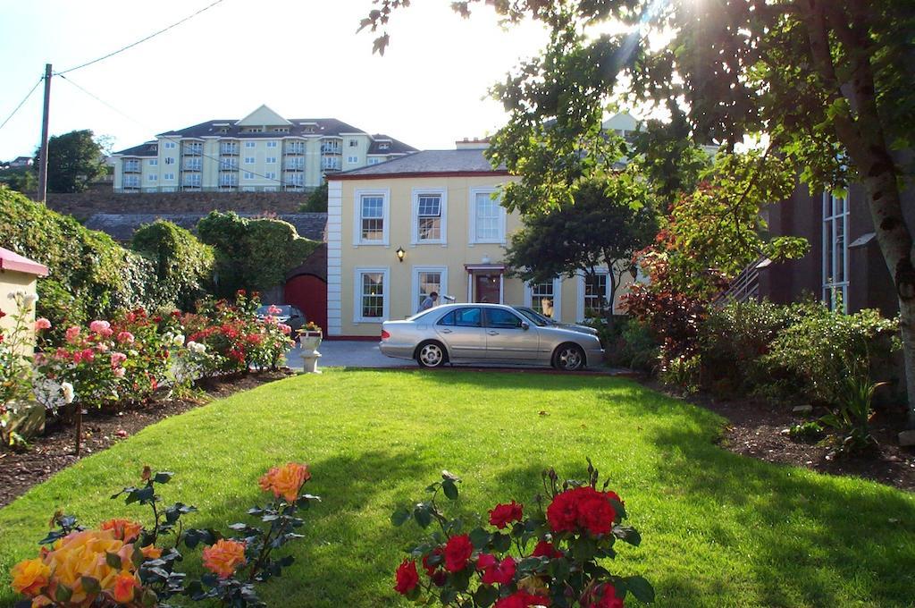 Avonmore House Guest Accommodation Youghal Exteriör bild